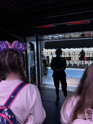 Star Wars: Rise of the Resistance by null