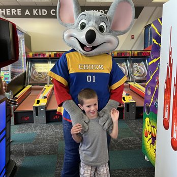 Chuck E. Cheese - Pizza Near Me - Novi, Michigan Chuck E. Cheese - Pizza Near Me - Novi, Michigan