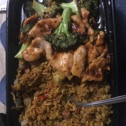 Super Golden - Chicken and Broccoli with Garlic Sauce Spicy