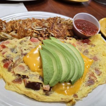 Early Bird Cafe - We enjoyed the service and well sized portions. We highly recommend Early Bird Cafe and thank Patricia for her great customer service. - American Near Me - Hemet, California