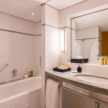 Madison Hotel - Bathroom at The Madison Hamburg - Hotels Near Me - Hamburg, HH