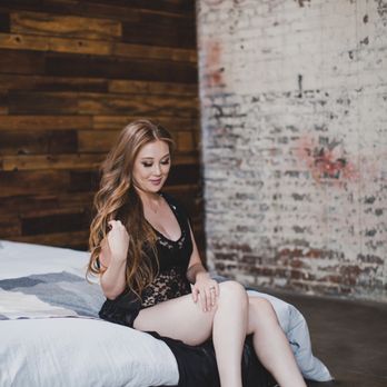 Natasha Glenn Boudoir - Boudoir Photography Near Me