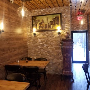 Bahari Estiatorio - Greek Near Me - Astoria, New York
