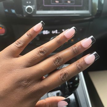 Devana Nail Bar - Nail Salons Near Me - Los Angeles, California