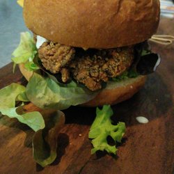 Todd & Pup - Southern Fried Chicken Burger