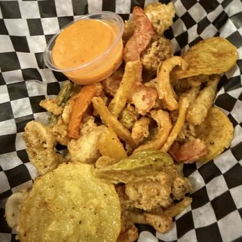 Cali Licious Crab And Brews - Seafood Near Me - Santa Ana, California