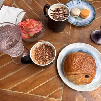 THE READING ROOM - Updated February 2025 - 140 Photos & 64 Reviews ...