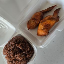 Stuffed chicken wings and purple sticky rice Stuffed chicken wings and purple sticky rice