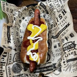 Dawgs And More - Mustard and mayo