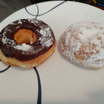 Dunkin' - I ordered a chocolate cake and a chocolate bavarian cream dount. This isn't even close. - Coffee & Tea Near Me - National City, California Dunkin' - I ordered a chocolate cake and a chocolate bavarian cream dount. This isn't even close. - Coffee & Tea Near Me - National City, California