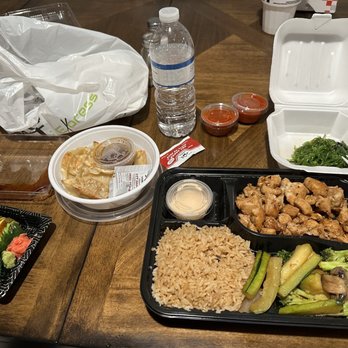Hibachi Express - They have great food, and excellent service here! bonus that they're open on Christmas Day! 10/10 fast service even if they were busy! - Japanese Near Me - Lakeland, Florida Hibachi Express - They have great food, and excellent service here! bonus that they're open on Christmas Day! 10/10 fast service even if they were busy! - Japanese Near Me - Lakeland, Florida