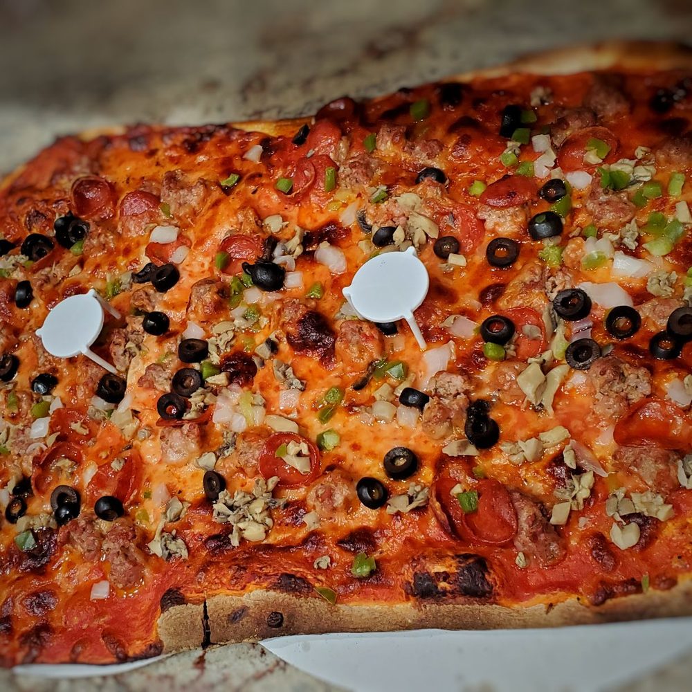 Maria's Pizza - Pepperoni Supreme - Pizza Near Me - Milwaukee, Wisconsin Maria's Pizza - Pepperoni Supreme - Pizza Near Me - Milwaukee, Wisconsin