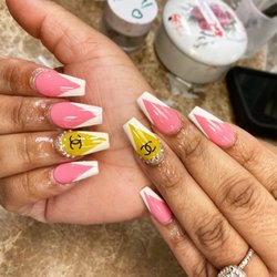 M Nails