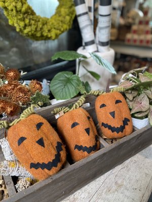 Haute Cakes Caffe by null