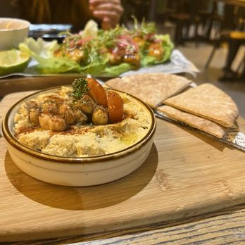 Kao Bar & Grill - Hummus / Chicken lettuce tacos - Argentine Near Me - Hallandale Beach, Florida Kao Bar & Grill - Hummus / Chicken lettuce tacos - Argentine Near Me - Hallandale Beach, Florida