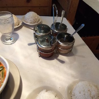 Mama Thai - Spice - Thai Near Me - Oak Park, Illinois