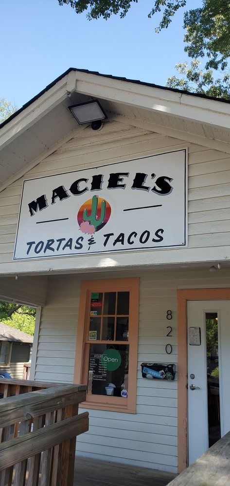 Maciel's Tortas & Tacos