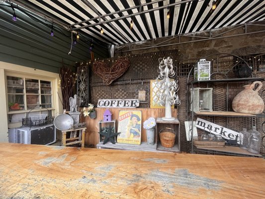 Little Market Café by null