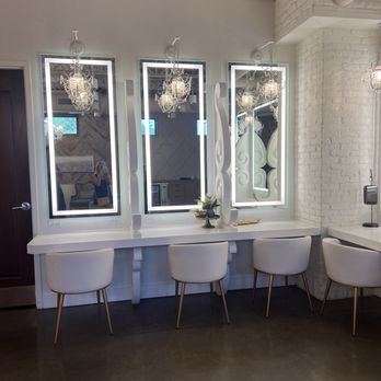 The Legacy at Log Still Distillery - Beautiful Bride's room - Venues & Event Spaces Near Me - New Haven, Kentucky The Legacy at Log Still Distillery - Beautiful Bride's room - Venues & Event Spaces Near Me - New Haven, Kentucky