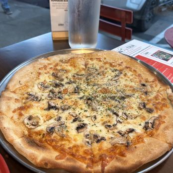 Aroma Italia - Pizza - Pizza Near Me - Honolulu, Hawaii Aroma Italia - Pizza - Pizza Near Me - Honolulu, Hawaii