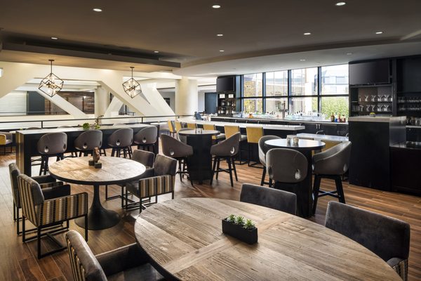 Iron & Oak Restaurant and Bar by null