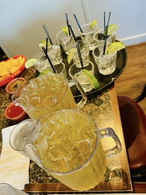 Ponak's Mexican Kitchen & Bar by null