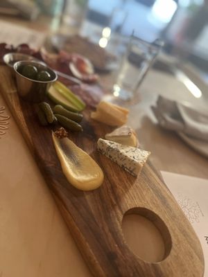 Easy Bistro & Bar by null