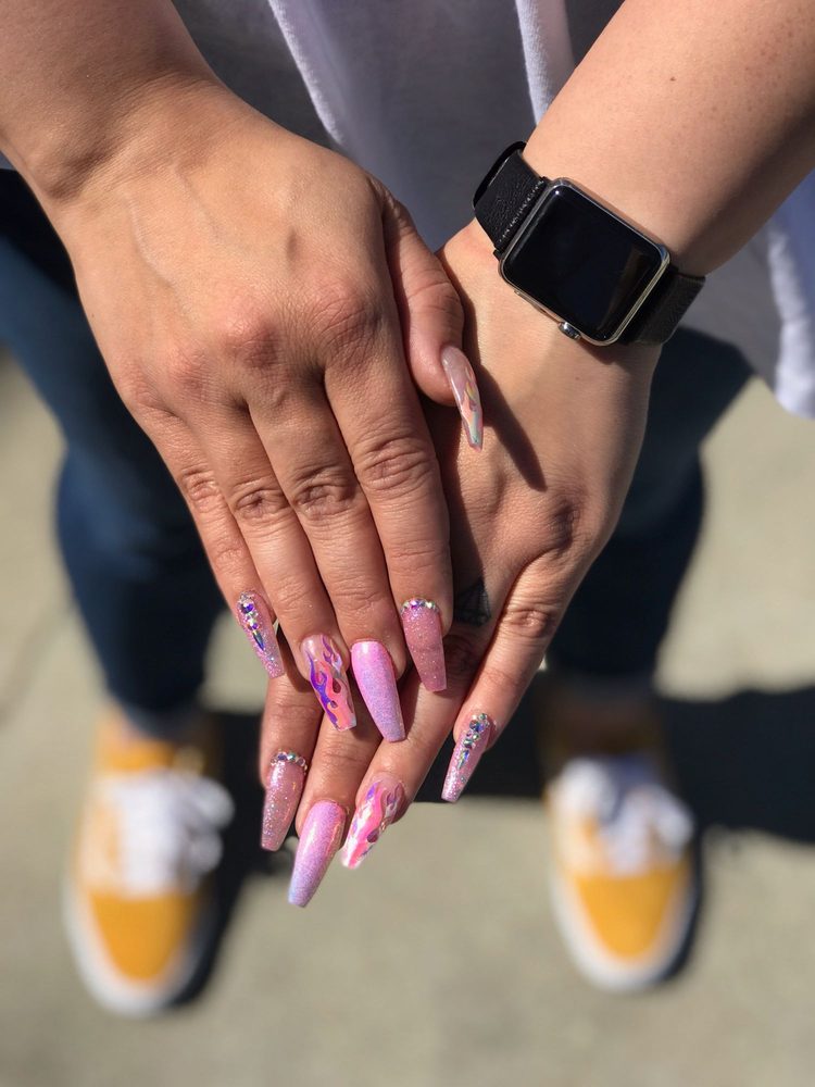 Polish Me Pretty Nail Bar, Fountain Valley Roadtrippers