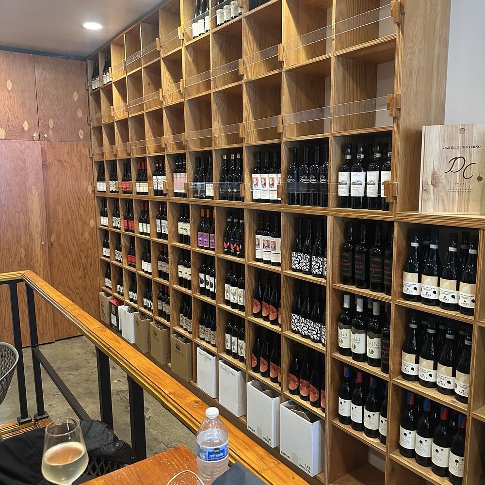 Spin the Bottle Wine Studio - Wine - Wine Bars Near Me - Toluca Lake, California Spin the Bottle Wine Studio - Wine - Wine Bars Near Me - Toluca Lake, California
