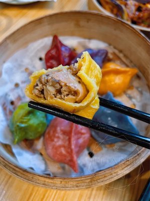 SHINYI Handmade Dumplings | dumpling house of 416 by null