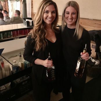Premier Pour Bartending - Bartenders Near Me - Maumee, Ohio Premier Pour Bartending - Bartenders Near Me - Maumee, Ohio