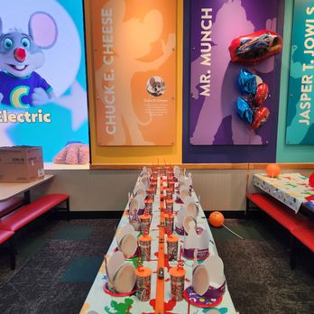 Chuck E. Cheese - Our table set-up. - Pizza Near Me - West Hills, California Chuck E. Cheese - Our table set-up. - Pizza Near Me - West Hills, California