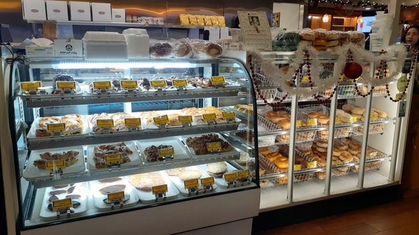 Cindi’s NY Deli & Restaurant by null