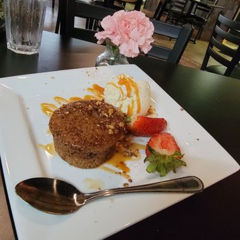 HiLo An American Eatery - TOFFEE cake - American Near Me - Littleton, Colorado HiLo An American Eatery - TOFFEE cake - American Near Me - Littleton, Colorado