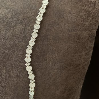 Kendra Scott - Broken clasp - Accessories Near Me - Austin, Texas Kendra Scott - Broken clasp - Accessories Near Me - Austin, Texas