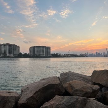 South Pointe Park - Views - Parks Near Me - Miami Beach, Florida South Pointe Park - Views - Parks Near Me - Miami Beach, Florida