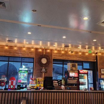 Colonna's Pizza - Soda station and entrance to order - Pizza Near Me - Parker, Colorado Colonna's Pizza - Soda station and entrance to order - Pizza Near Me - Parker, Colorado