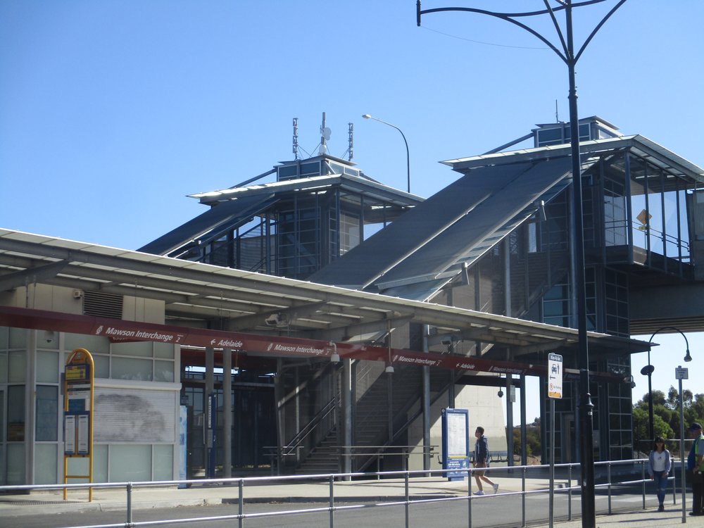 MAWSON LAKES RAILWAY STATION Elder Smith Rd, Mawson Lakes South Australia, Australia Train