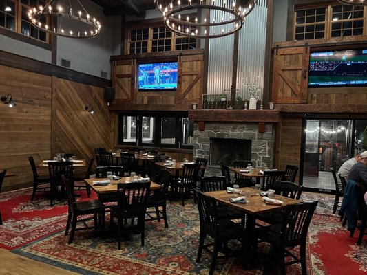 Jasper's Backyard by null