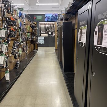 Sportsman's Warehouse - 12/2023 safes and hunting/gun needs/safety etc - Sports Wear Near Me - Murrieta, California Sportsman's Warehouse - 12/2023 safes and hunting/gun needs/safety etc - Sports Wear Near Me - Murrieta, California