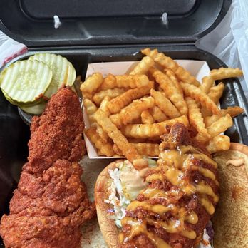 Dave's Hot Chicken - Chicken tender, slider, fries, toast, pickles - Chicken Shop Near Me - Columbia, South Carolina