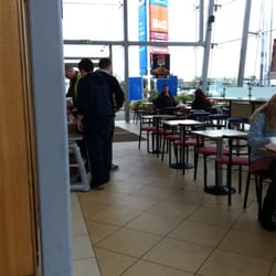 Burger King - Bright interior