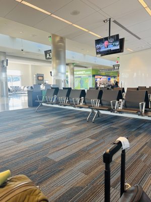 Birmingham-Shuttlesworth International Airport by null