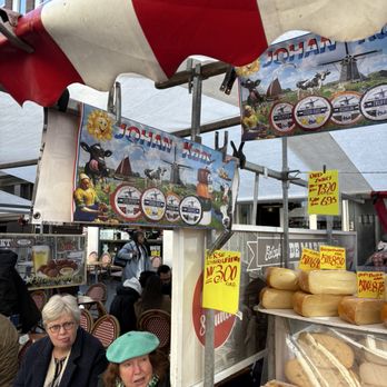 De Albert Cuypmarkt - Cheese Shop ( affordable compared to the others) - Farmers Market Near Me - Amsterdam, New Hampshire De Albert Cuypmarkt - Cheese Shop ( affordable compared to the others) - Farmers Market Near Me - Amsterdam, New Hampshire