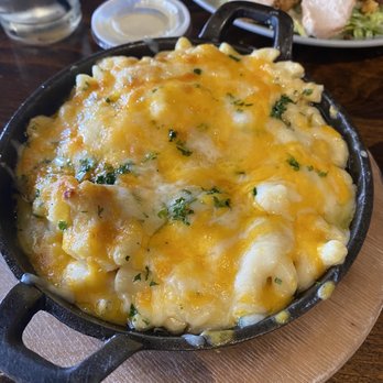 Lucille's - Baked Mac & Cheese - New American Near Me - Houston, Texas