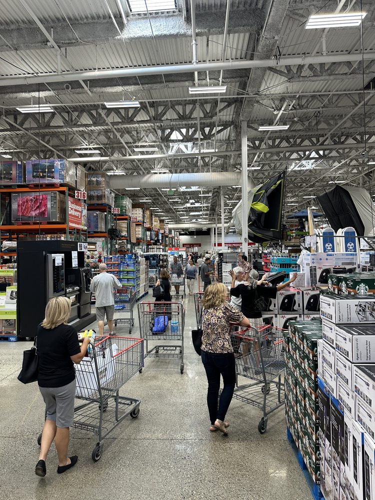 COSTCO TIRE CENTER Updated October 2024 32 Reviews 27220 Heather