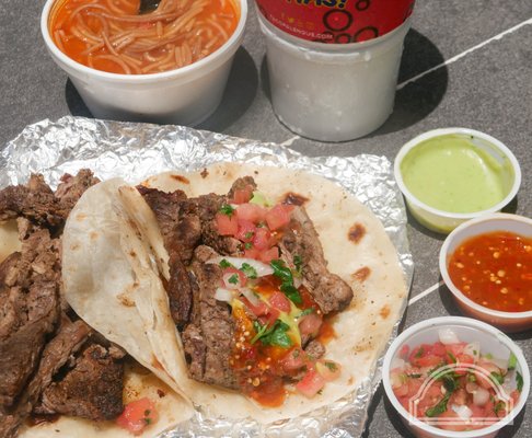 Taco Palenque South 10th by null