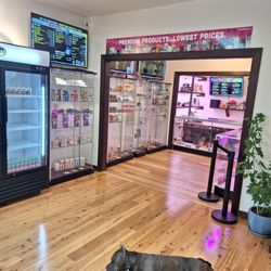 Cannabis 21+ - Ukiah