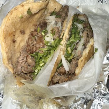 Q Sazon Mexican Restaurant - Carne Asada taco - Mexican Near Me - Chicago, Illinois Q Sazon Mexican Restaurant - Carne Asada taco - Mexican Near Me - Chicago, Illinois