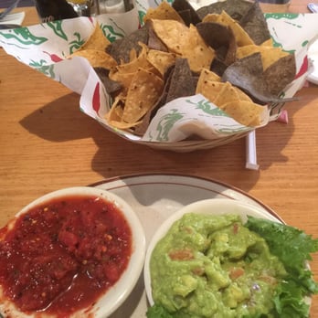 The Shed - The chips with salsa and giacamole. Good starter! - New Mexican Cuisine Near Me - Santa Fe, New Mexico The Shed - The chips with salsa and giacamole. Good starter! - New Mexican Cuisine Near Me - Santa Fe, New Mexico